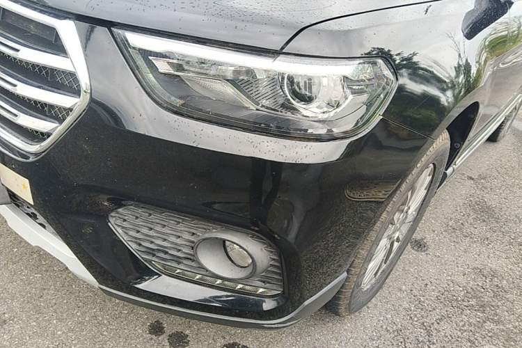 Used Haval H6 2017 Revised Blue-Label Sport Version 1.5T Automatic Two-Wheel Drive Luxury Trim Left Front Headlight