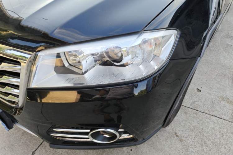 Used Haval H6 2017 Red-Label Sport Edition 1.5T Automatic Two-Wheel Drive Luxury Model Left Front Headlight