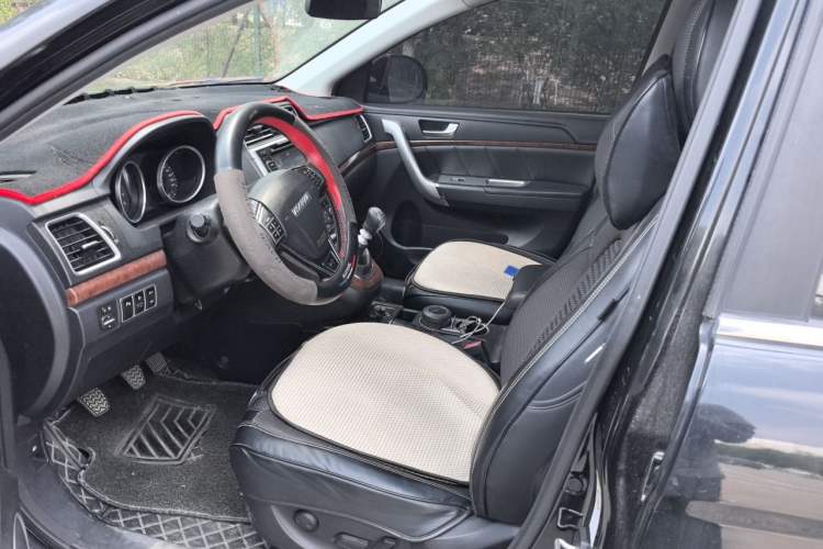 Used Haval H6 2017 Red-Label Sport Edition 1.5T Manual Two-Wheel Drive Elite Model Left Front Seat