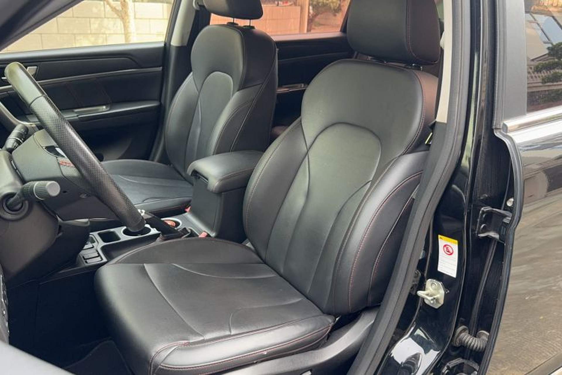 Used Haval H6 2017 Restyled Red-Label Sport Version 1.5T Automatic Two-Wheel Drive Luxury Trim Left Front Seat