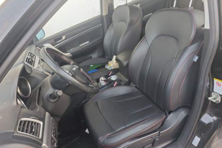 Used Haval H6 2017 Red-Label Sport Edition 1.5T Automatic Two-Wheel Drive Luxury Model Left Front Seat
