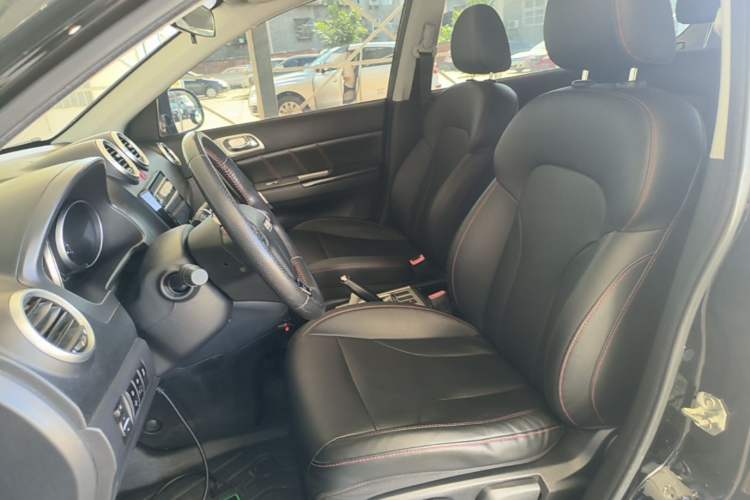 Used Haval H6 2017 Classic Edition 1.5T Automatic Two-Wheel Drive Urban Model Left Front Seat