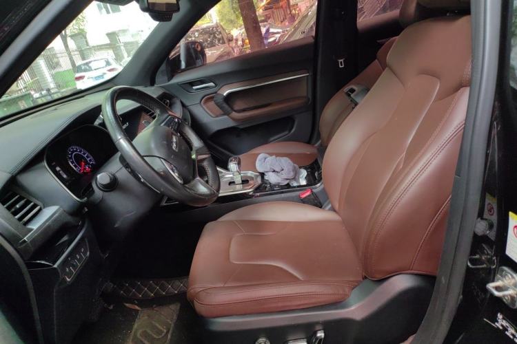 Used Haval H6 2017 Red Label 2.0T Automatic Two-Wheel Drive ZhiShang Model Left Front Seat