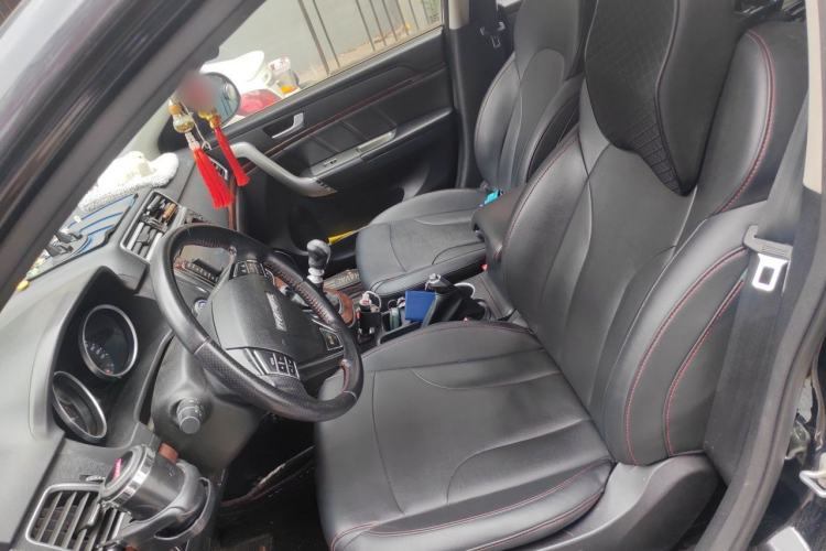 Used Haval H6 2017 Red-Label Sport Edition 1.5T Manual Two-Wheel Drive Elite Model Left Front Seat