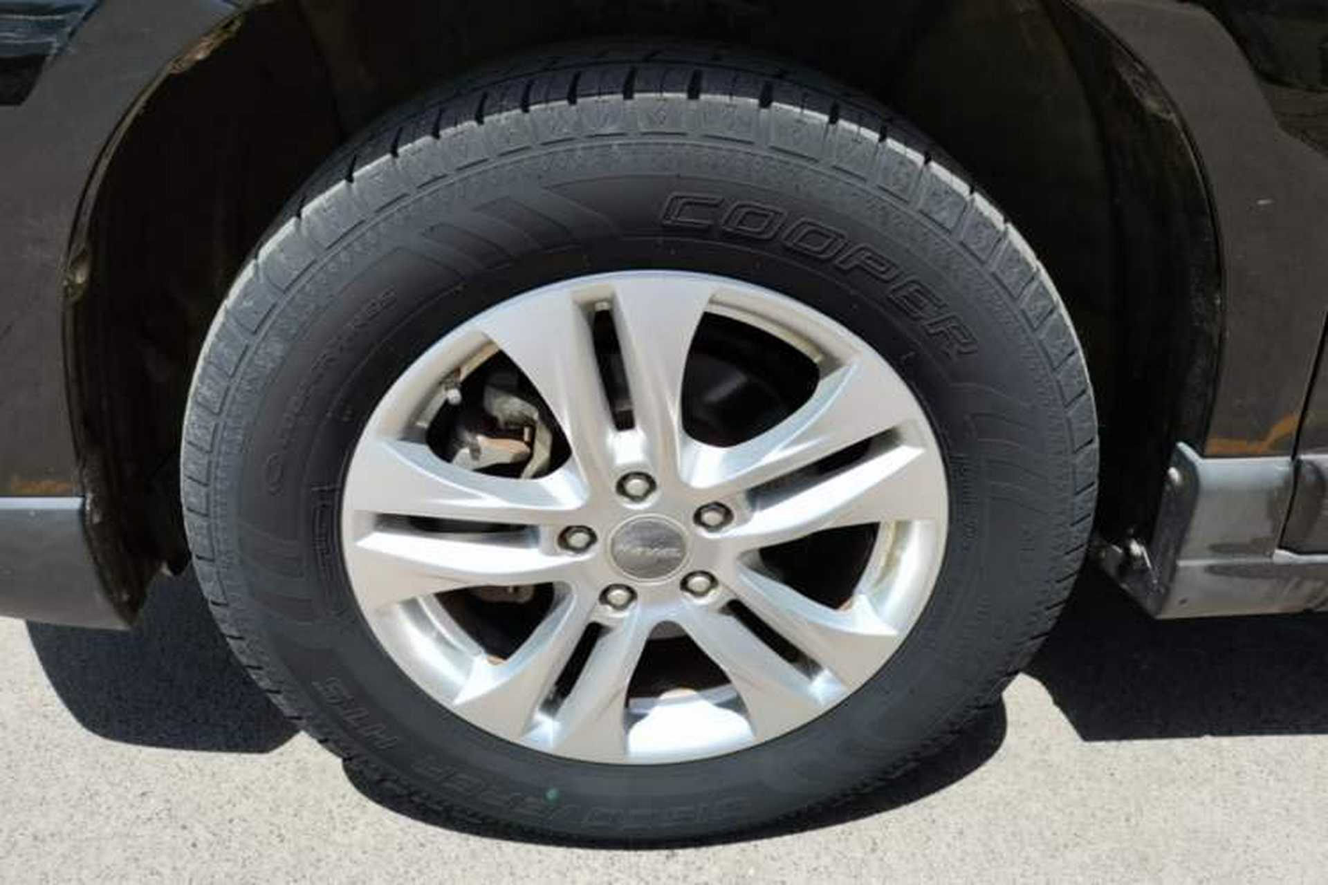 Used Haval H6 2017 Blue Label Sport Edition 1.5T Manual Two-Wheel Drive Elite Model Left Front Wheel Hub