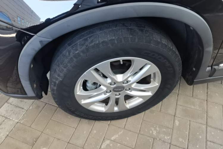 Used Haval H6 2017 Red-Label Sport Edition 1.5T Manual Two-Wheel Drive Elite Model Left Front Wheel Hub