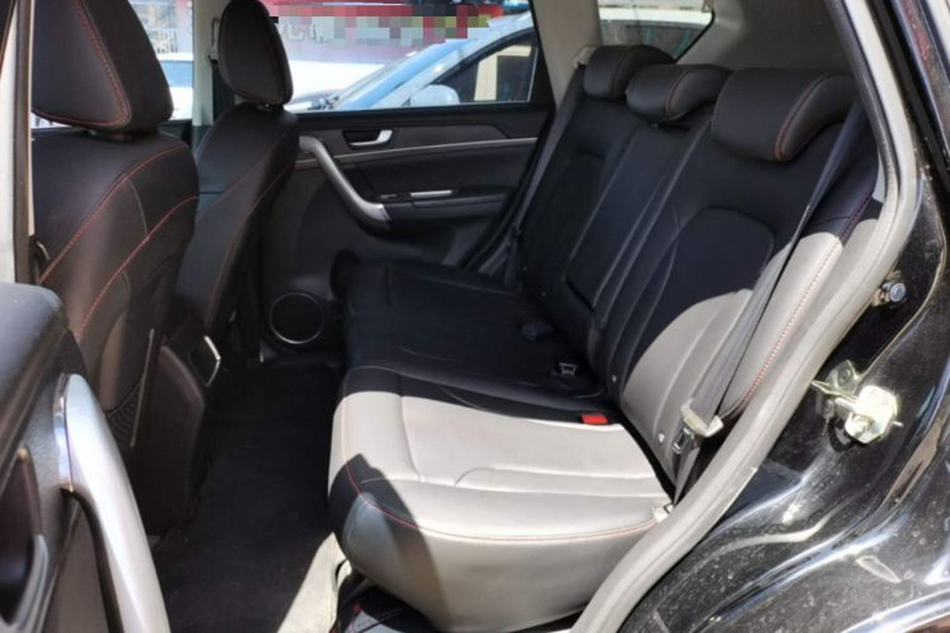 Used Haval H6 2017 Blue Label Sport Edition 1.5T Manual Two-Wheel Drive Elite Model Left Rear Seat