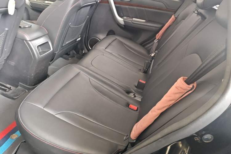 Used Haval H6 2017 Red-Label Sport Edition 1.5T Manual Two-Wheel Drive Elite Model Left Rear Seat