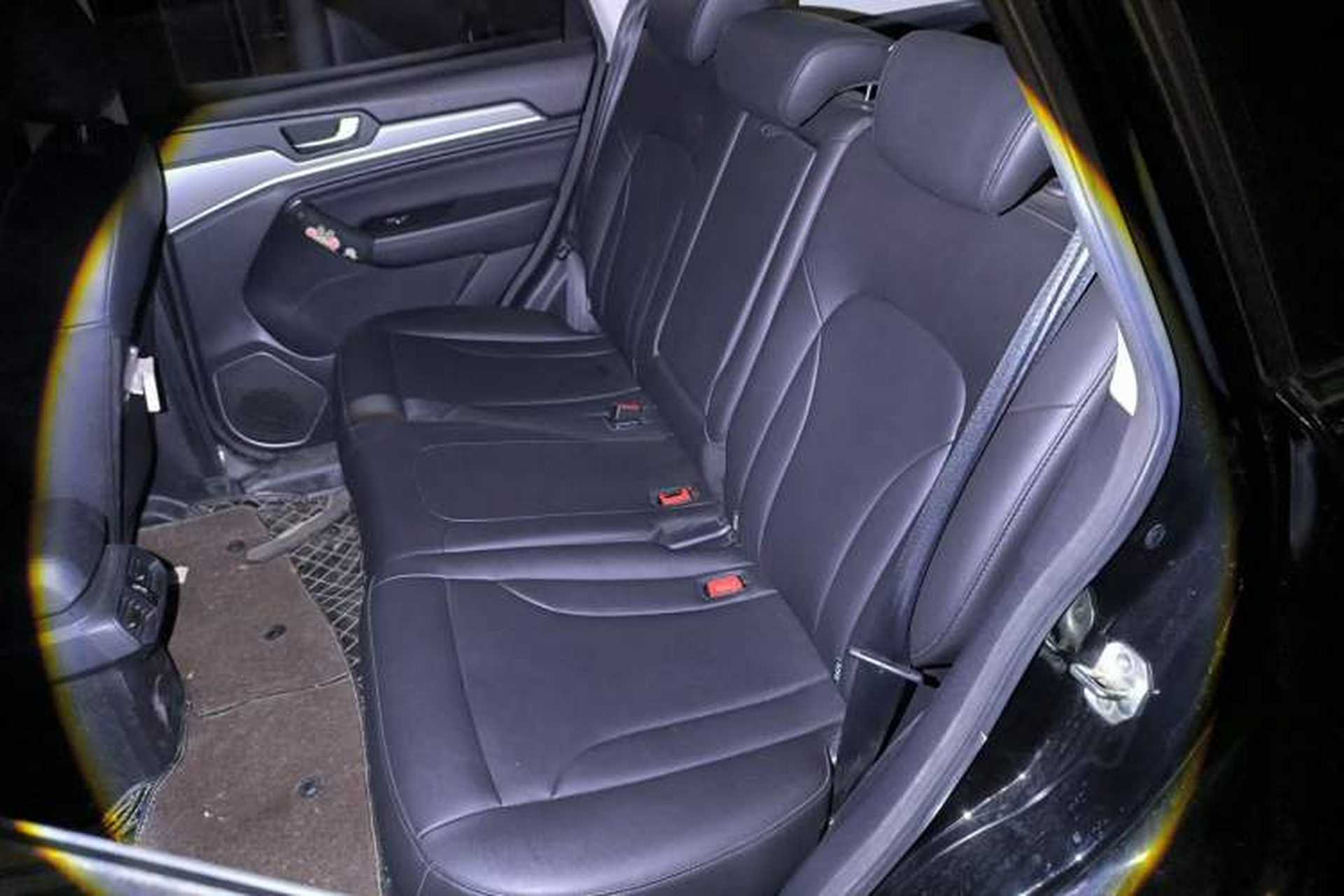 Used Haval H6 2017 Red-Label Sport Edition 1.5T Automatic Two-Wheel Drive Luxury Model Left Rear Seat