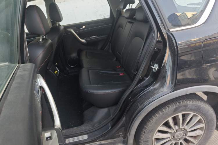 Used Haval H6 2017 Red-Label Sport Edition 1.5T Automatic Two-Wheel Drive Luxury Model Left Rear Seat