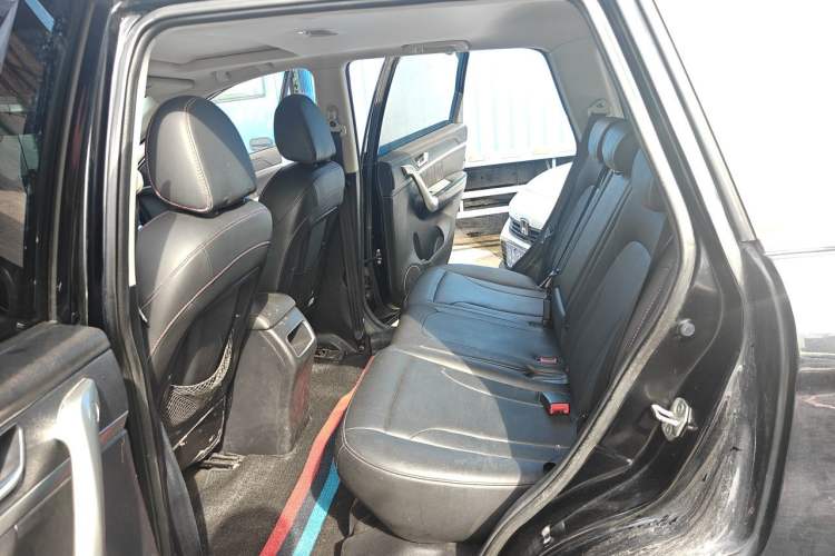 Used Haval H6 2017 Red-Label Sport Edition 1.5T Automatic Two-Wheel Drive Luxury Model Left Rear Seat