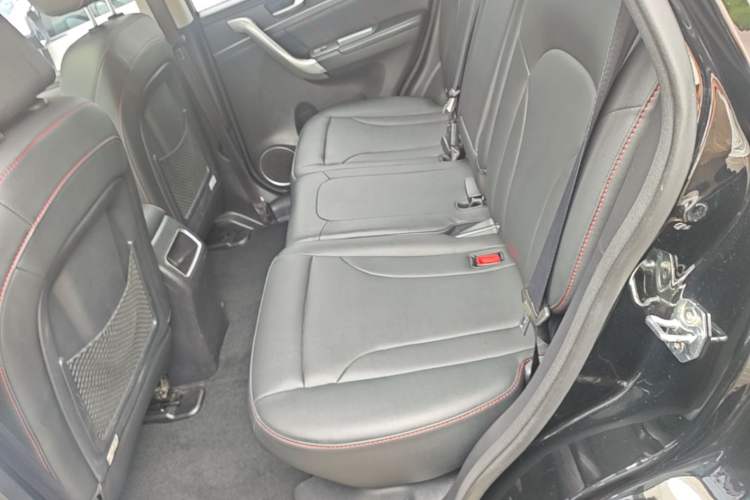 Used Haval H6 2017 Red-Label Sport Edition 1.5T Automatic Two-Wheel Drive Luxury Model Left Rear Seat
