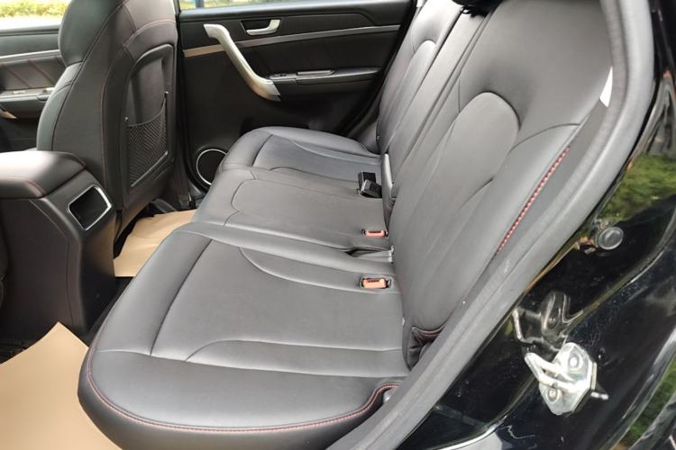 Used Haval H6 2017 Red-Label Sport Edition 1.5T Automatic Two-Wheel Drive Luxury Model Left Rear Seat