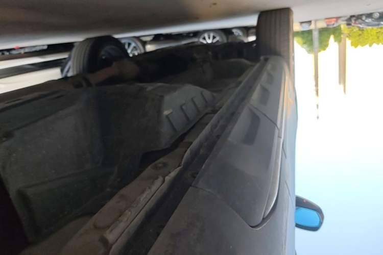 Used Haval H6 2017 Blue Label 1.5T Automatic Two-Wheel Drive ZhiShang Model Left Side Sill