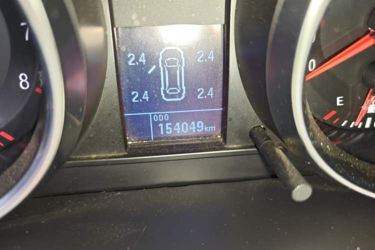 Used Haval H6 2017 Red-Label Sport Edition 1.5T Manual Two-Wheel Drive Prestige Model Odometer Close Up
