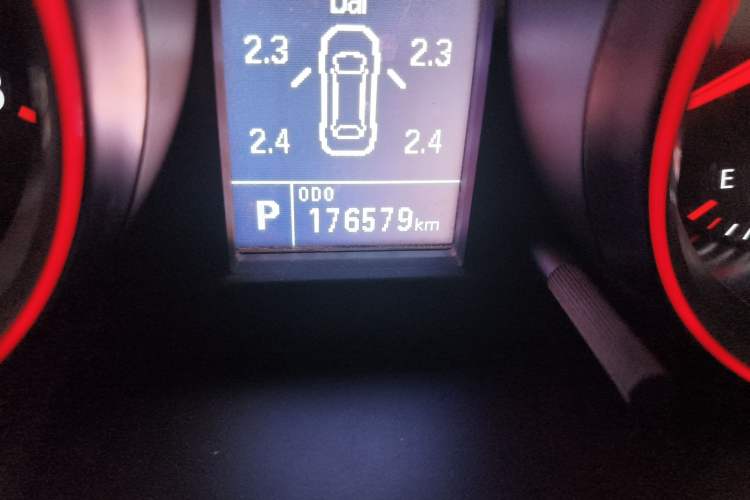 Used Haval H6 2017 Red-Label Sport Edition 1.5T Automatic Two-Wheel Drive Luxury Model Odometer Close Up