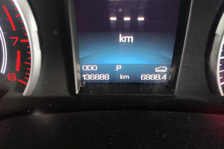 Used Haval H6 2017 Blue Label 2.0T Automatic Two-Wheel Drive Smart Edition Odometer Close Up