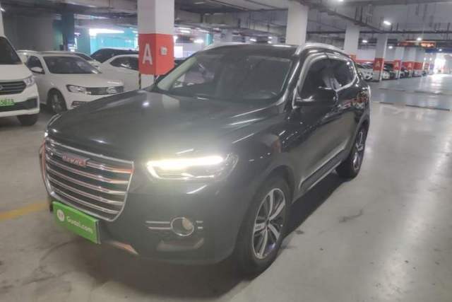 Used Haval H6 2017 Red Label 2.0T Automatic Two-Wheel Drive ZhiShang Model