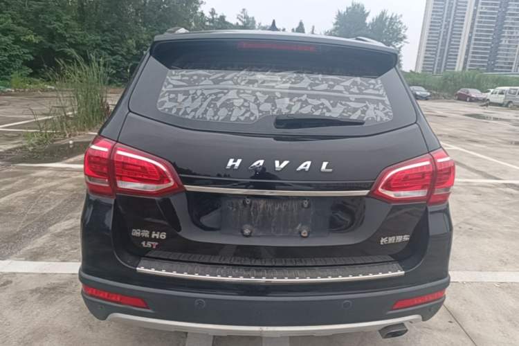 Used Haval H6 2017 Red-Label Sport Edition 1.5T Manual Two-Wheel Drive Elite Model Rear