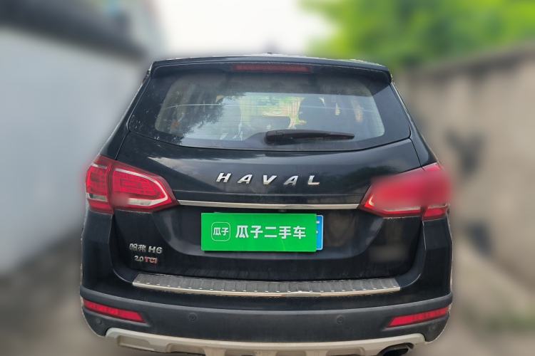 Used Haval H6 2017 Red-Label Sport Edition 2.0T Diesel Manual Two-Wheel Drive Elite Model China V Standard Rear