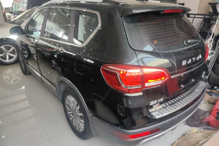 Used Haval H6 2017 Red-Label Sport Edition 1.5T Automatic Two-Wheel Drive Luxury Model Rear Left 45 Deg