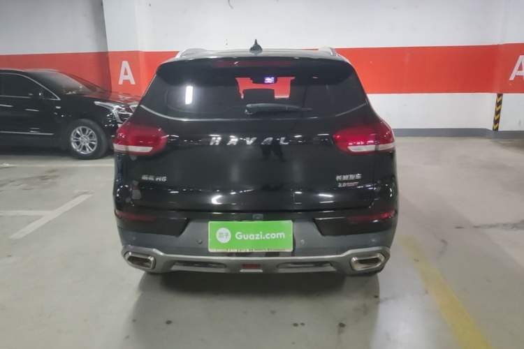 Used Haval H6 2017 Red Label 2.0T Automatic Two-Wheel Drive ZhiShang Model Rear