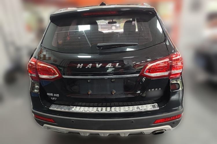 Used Haval H6 2017 Red-Label Sport Edition 1.5T Manual Two-Wheel Drive Elite Model Rear