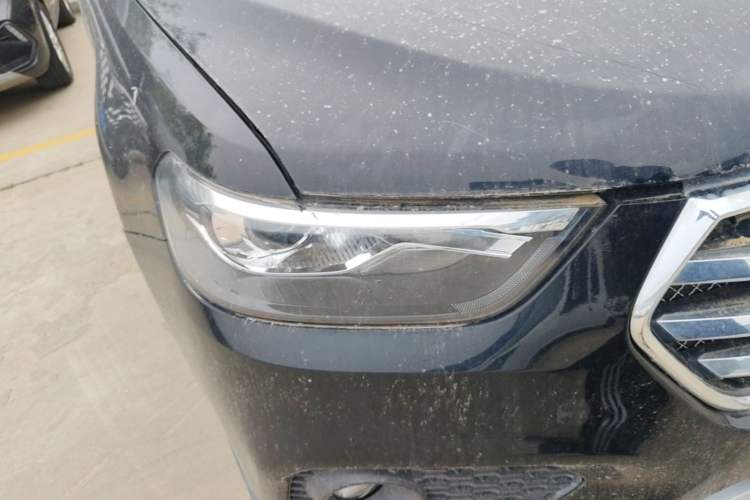 Used Haval H6 2017 Blue Label Sport Edition 1.5T Manual 4x4 Elite Model Right Front Headlight