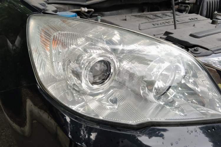Used Haval H6 2017 Classic Edition 1.5T Automatic Two-Wheel Drive Elite Model Right Front Headlight
