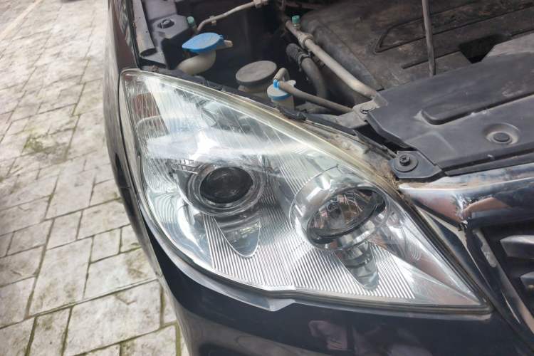 Used Haval H6 2017 Classic Edition 1.5T Automatic Two-Wheel Drive Elite Model Right Front Headlight
