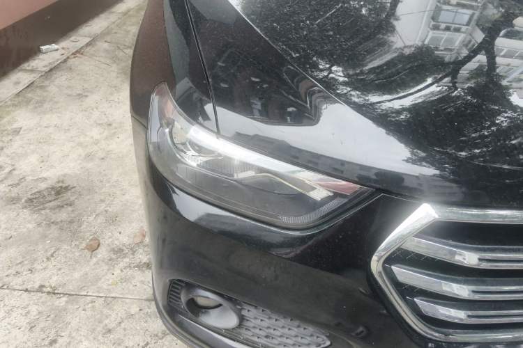 Used Haval H6 2017 Blue Label Sport Edition 1.5T Manual Two-Wheel Drive Elite Model Right Front Headlight