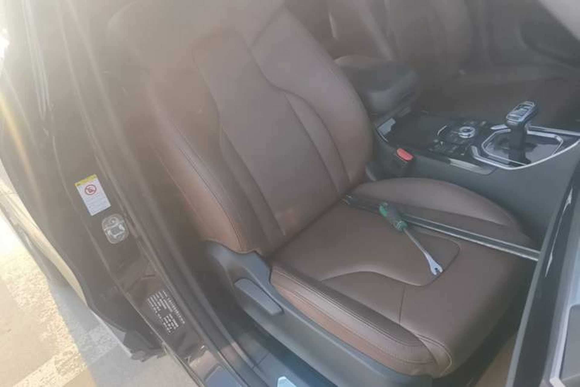 Used Haval H6 2017 Red Label 2.0T Automatic Two-Wheel Drive ZhiShang Model Right Front Seat