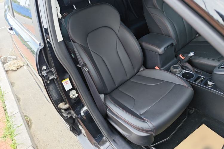 Used Haval H6 2017 Blue Label Sport Edition 1.5T Automatic Two-Wheel Drive Luxury Model Right Front Seat