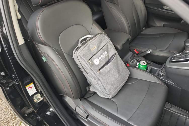 Used Haval H6 2017 Red-Label Sport Edition 1.5T Automatic Two-Wheel Drive Luxury Model Right Front Seat