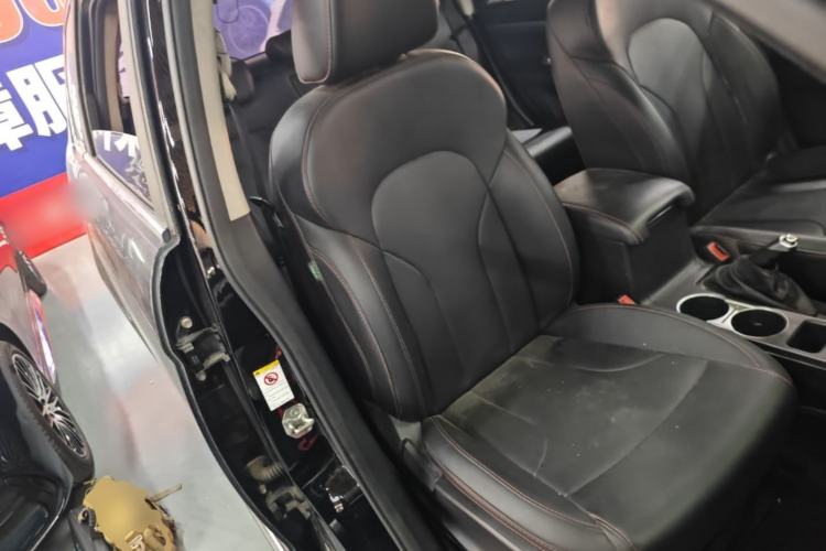 Used Haval H6 2017 Blue Label Sport Edition 1.5T Automatic Two-Wheel Drive Luxury Model Right Front Seat