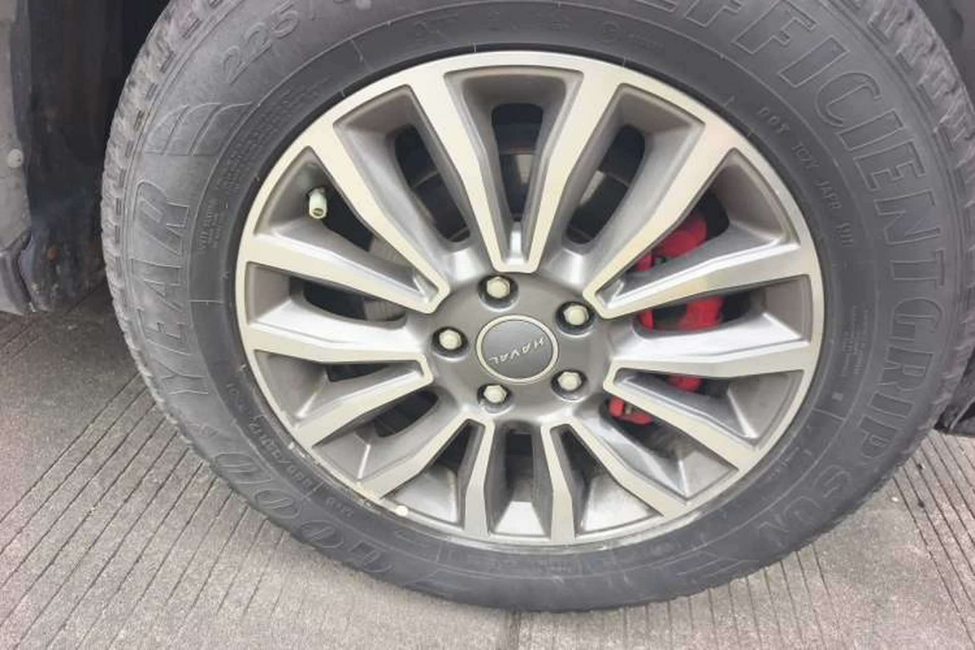 Used Haval H6 2017 Red-Label Sport Edition 1.5T Automatic Two-Wheel Drive Luxury Model Right Front Wheel Hub