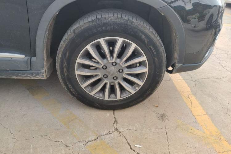 Used Haval H6 2017 Red-Label Sport Edition 1.5T Automatic Two-Wheel Drive Luxury Model Right Front Wheel Hub