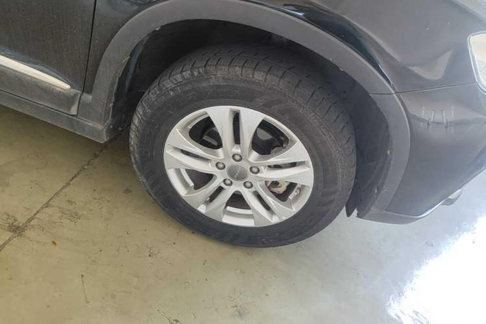 Used Haval H6 2017 Red-Label Sport Edition 1.5T Manual Two-Wheel Drive Elite Model Right Front Wheel Hub