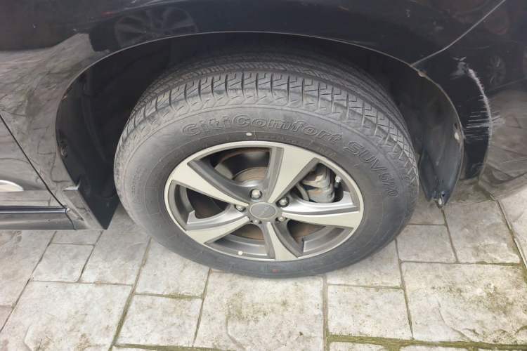 Used Haval H6 2017 Classic Edition 1.5T Automatic Two-Wheel Drive Elite Model Right Front Wheel Hub