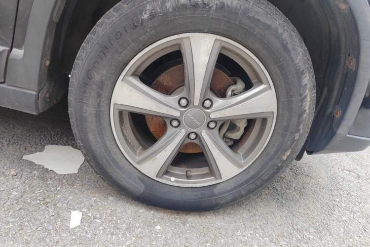Used Haval H6 2017 Red-Label Sport Edition 1.5T Manual Two-Wheel Drive Elite Model Right Front Wheel Hub