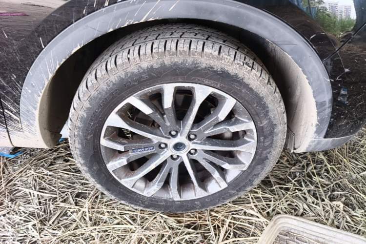Used Haval H6 2017 Blue Label 2.0T Automatic Two-Wheel Drive Smart Edition Right Front Wheel Hub