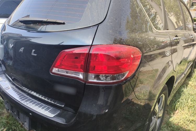 Used Haval H6 2017 Classic Edition 1.5T Manual Two-Wheel Drive Value Model Right Rear Taillight