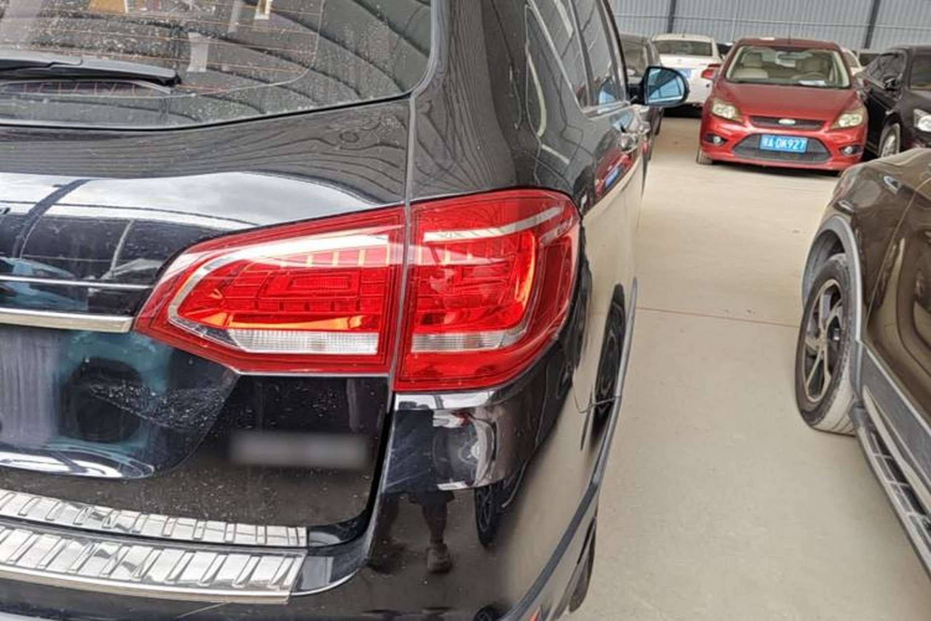 Used Haval H6 2017 Red-Label Sport Edition 1.5T Manual Two-Wheel Drive Elite Model Right Rear Taillight