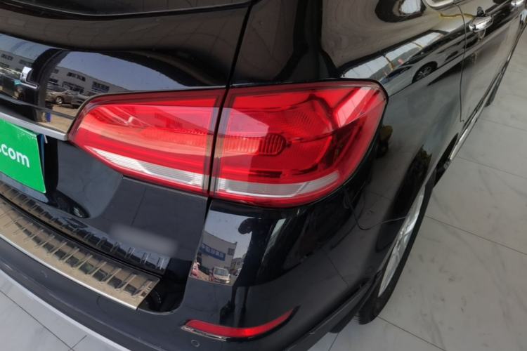 Used Haval H6 2017 Blue Label Sport Edition 1.5T Manual Two-Wheel Drive Elite Model Right Rear Taillight