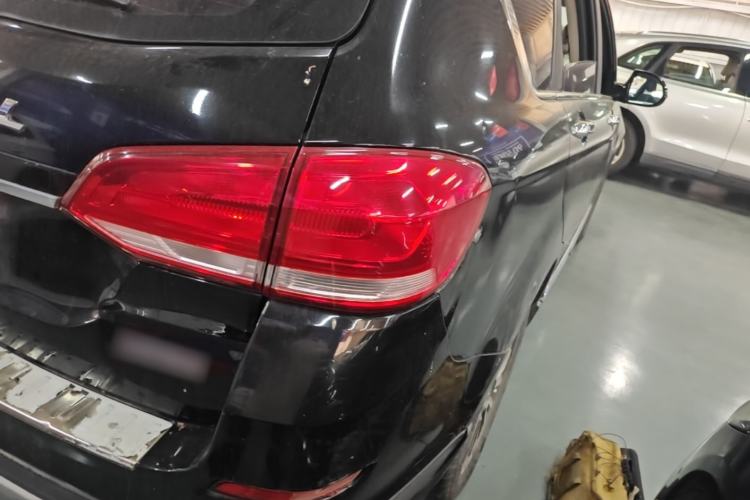 Used Haval H6 2017 Blue Label Sport Edition 1.5T Automatic Two-Wheel Drive Luxury Model Right Rear Taillight