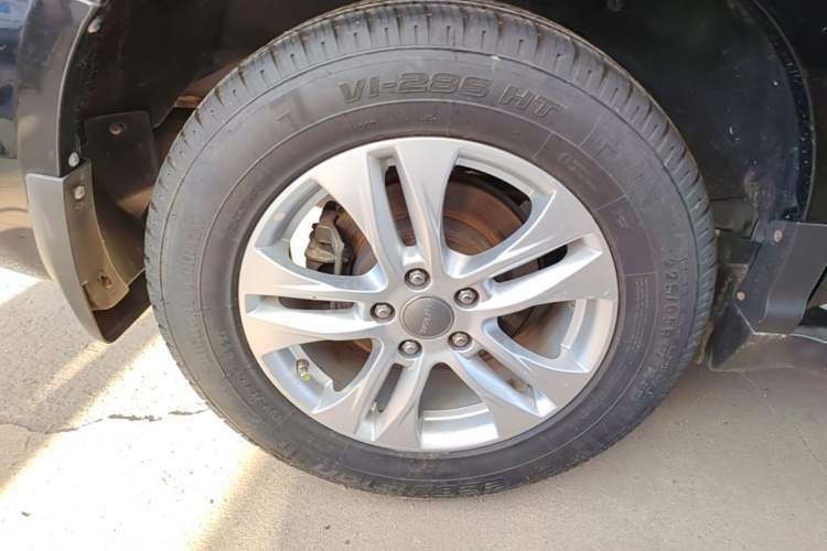 Used Haval H6 2017 Classic Edition 1.5T Automatic Two-Wheel Drive Elite Model Right Rear Wheel Hub