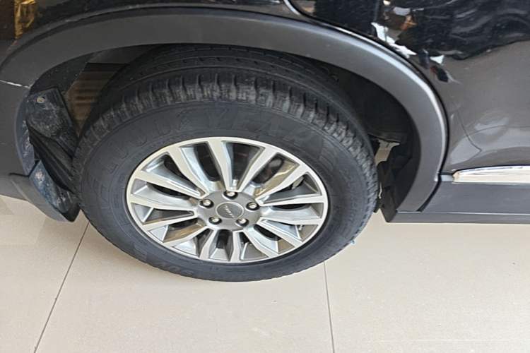 Used Haval H6 2017 Restyled Red-Label Sport Version 1.5T Automatic Two-Wheel Drive Luxury Trim Right Rear Wheel Hub