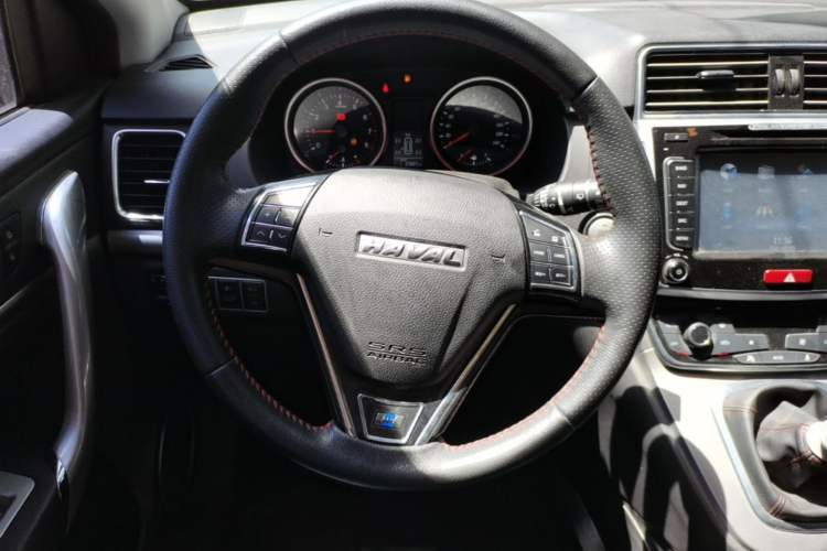 Used Haval H6 2017 Blue Label Sport Edition 1.5T Manual Two-Wheel Drive Elite Model Steering Wheel