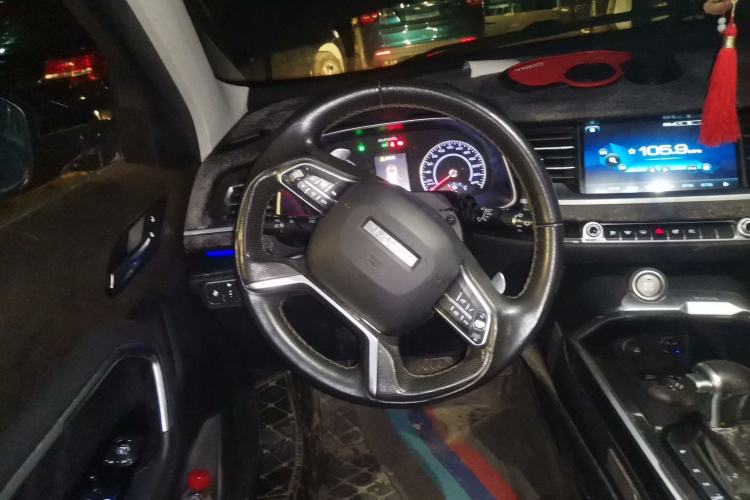 Used Haval H6 2017 Blue Label 1.5T Automatic Two-Wheel Drive ZhiShang Model Steering Wheel