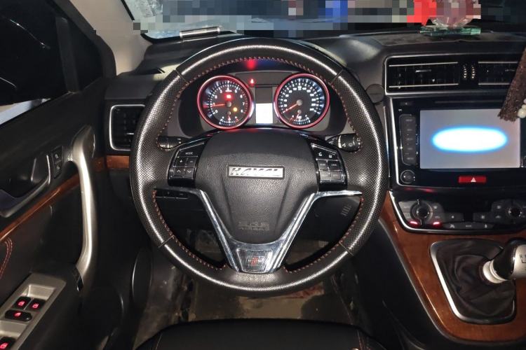 Used Haval H6 2017 Red-Label Sport Edition 1.5T Manual Two-Wheel Drive Elite Model Steering Wheel